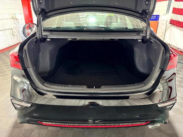 Photo of 2021 Black Kia Forte