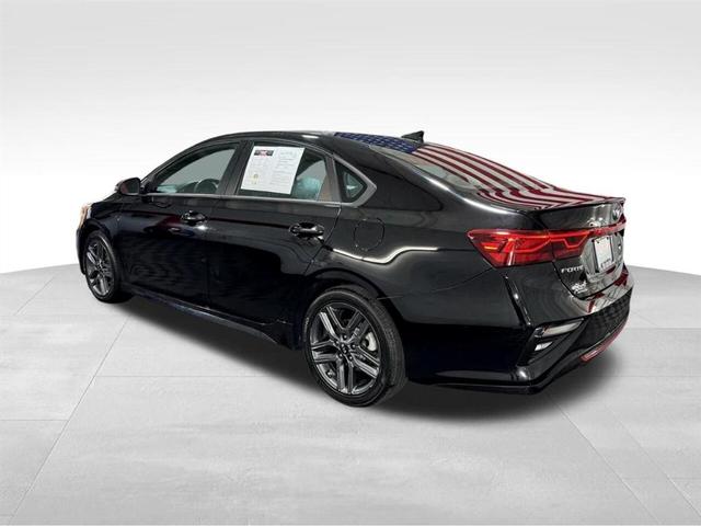 Photo of 2021 Black Kia Forte