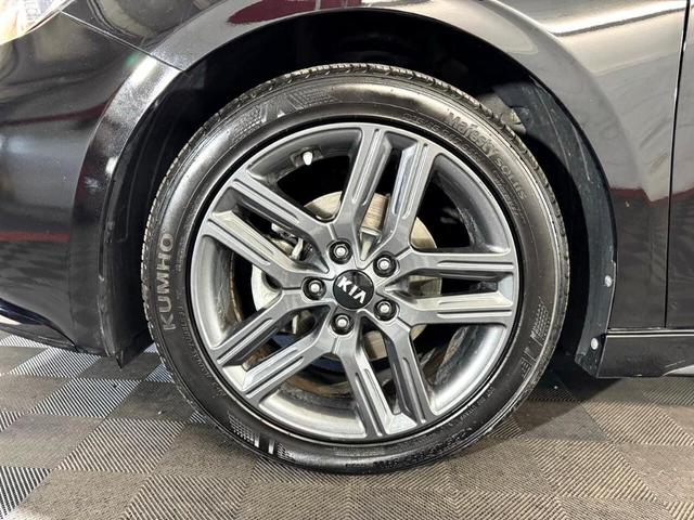 Photo of 2021 Black Kia Forte