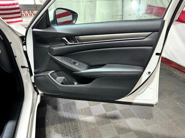 Photo of 2019 White Honda Accord