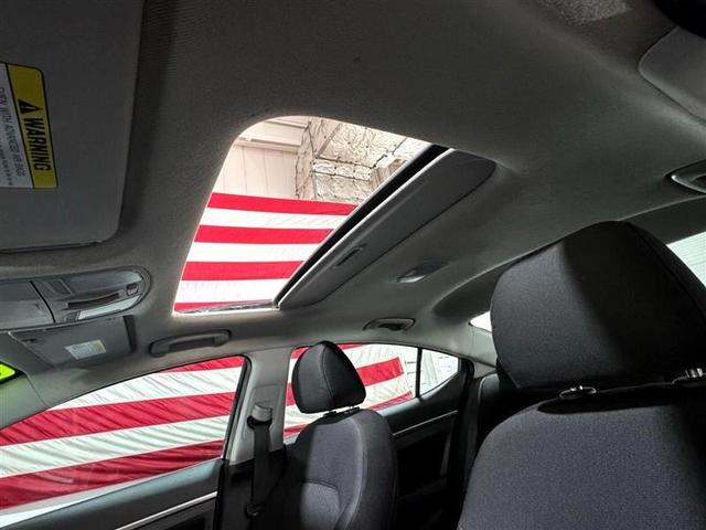 Photo of 2020 Black Hyundai ELANTRA