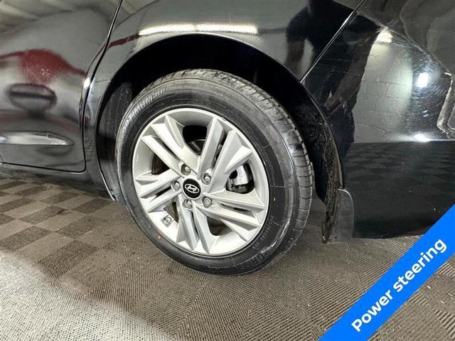 Photo of 2020 Black Hyundai ELANTRA