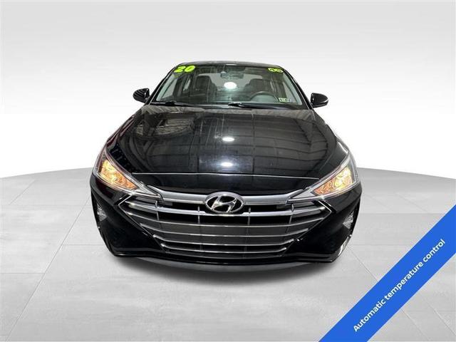 Photo of 2020 Black Hyundai ELANTRA