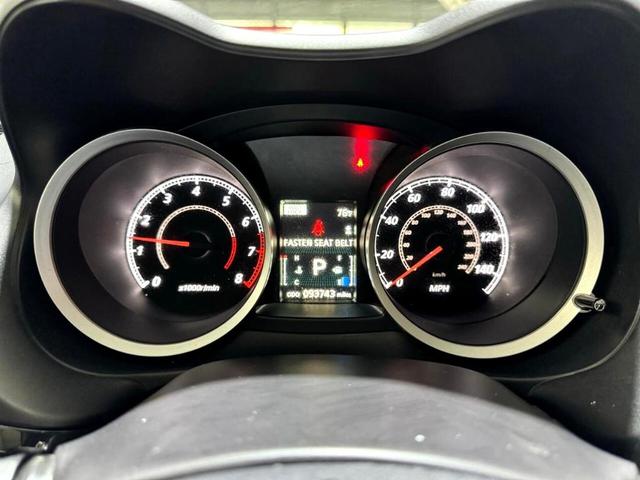 Photo of 2016 White Mitsubishi Lancer