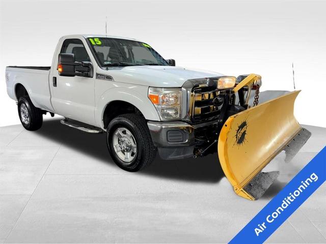 Photo of 2015 White Ford F-250