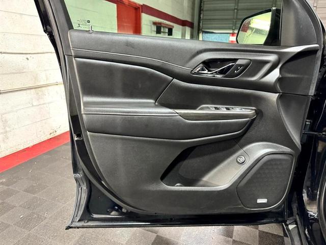 Photo of 2019 Black GMC Acadia