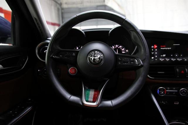 Photo of 2021 Blue Alfa Romeo Giulia