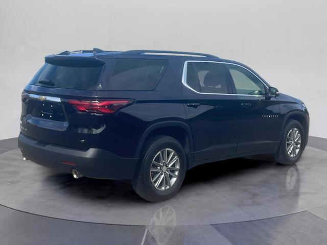 Photo of 2023 Mosaic Black Metallic Chevrolet Traverse