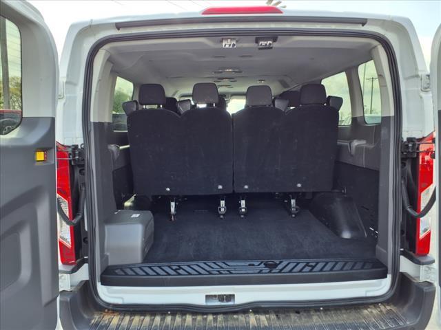 Photo of 2022 White Ford Transit-350