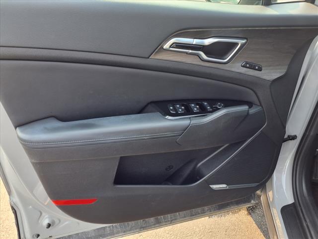Photo of 2023 Gravity Gray Kia Sportage