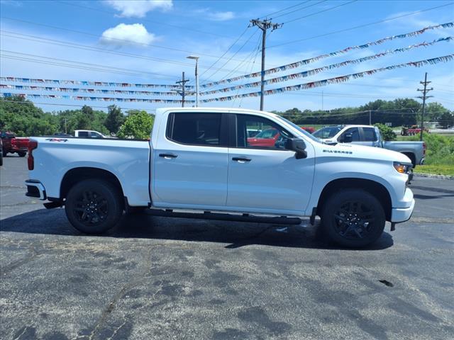 Photo of 2025 Summit White Chevrolet Silverado 1500