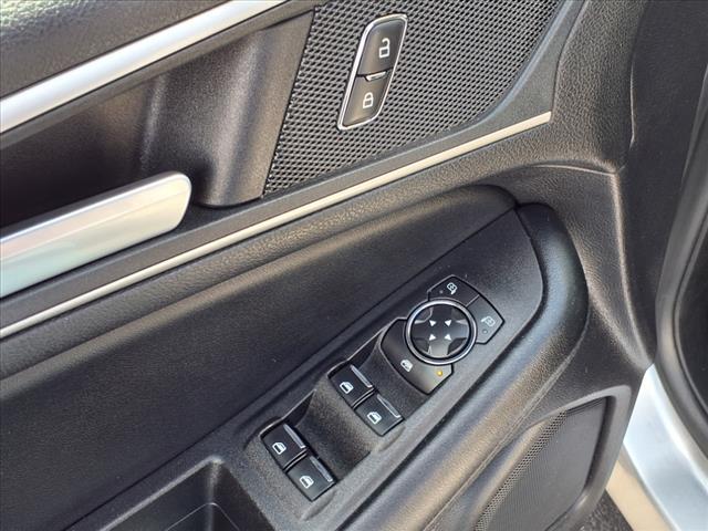 Photo of 2022 Silver Ford Edge