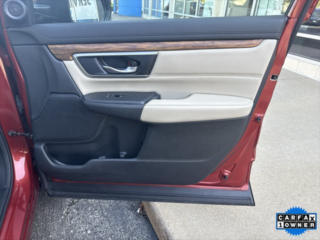 Photo of 2022 Radiant Red Metallic Honda CR-V
