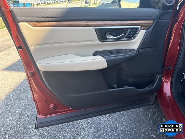 Photo of 2022 Radiant Red Metallic Honda CR-V