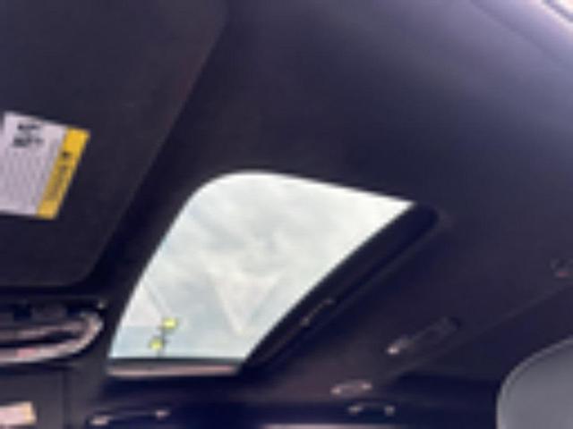 Photo of 2023 Hyper White Hyundai PALISADE