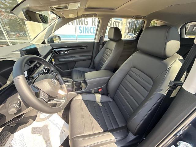 Photo of 2026 Canyon River Blue Honda CR-V