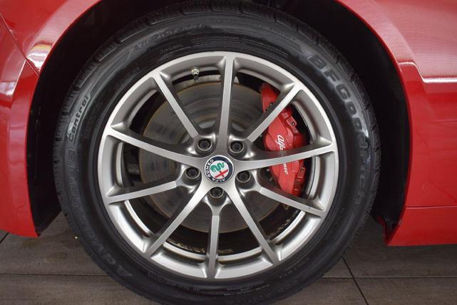 Photo of 2019 RED Alfa Romeo Giulia