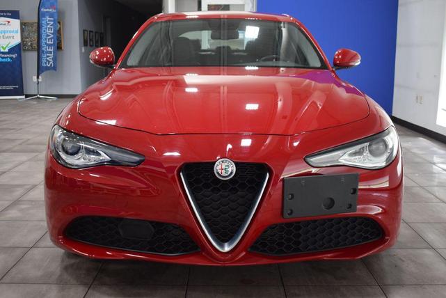 Photo of 2019 RED Alfa Romeo Giulia