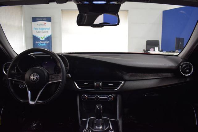 Photo of 2019 RED Alfa Romeo Giulia