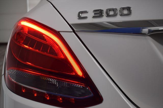 Photo of 2017 WHITE Mercedes-Benz C-Class