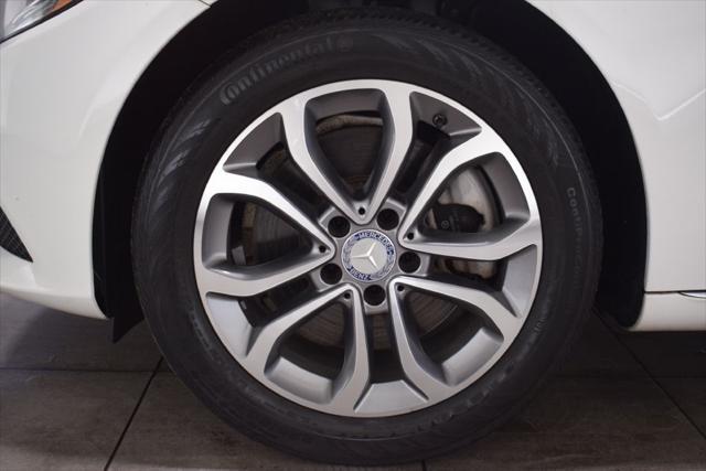 Photo of 2017 WHITE Mercedes-Benz C-Class