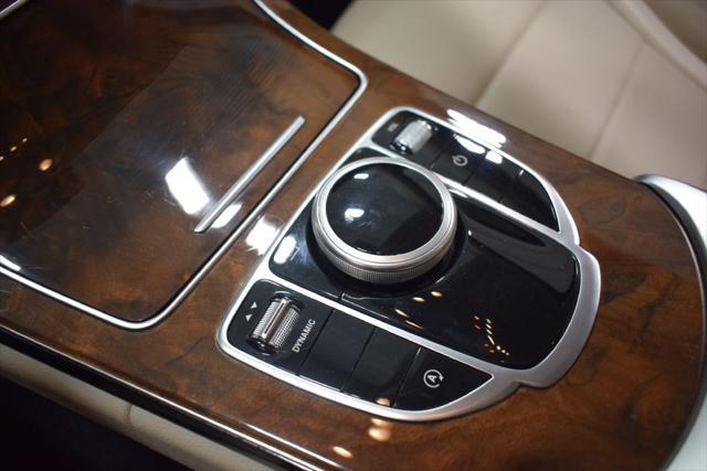 Photo of 2017 WHITE Mercedes-Benz C-Class