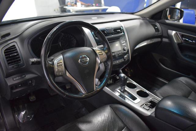 Photo of 2014 BLACK Nissan Altima