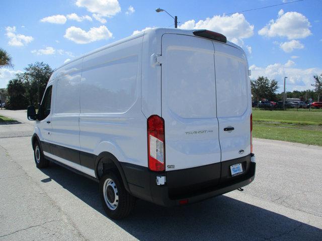Photo of 2025 Oxford White Ford Transit-250