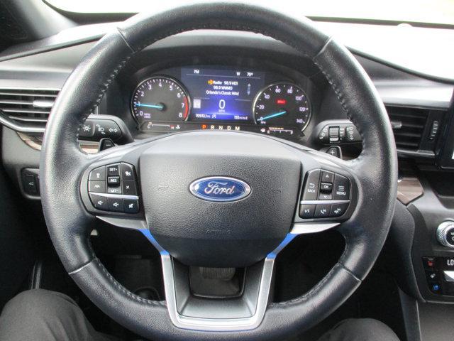 Photo of 2020 White Ford Explorer