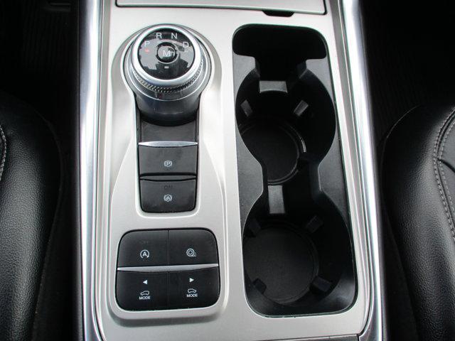 Photo of 2020 White Ford Explorer