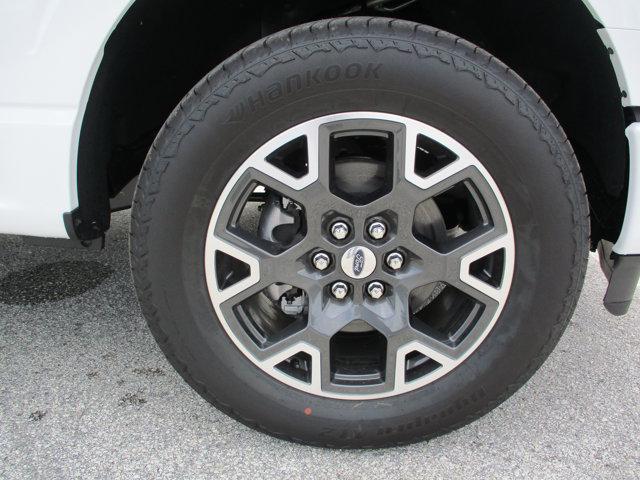 Photo of 2025 Oxford White Ford F-150