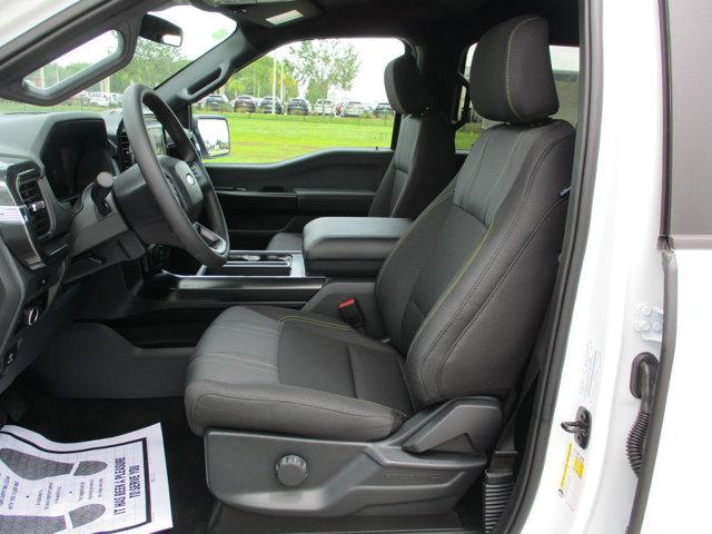 Photo of 2025 Oxford White Ford F-150