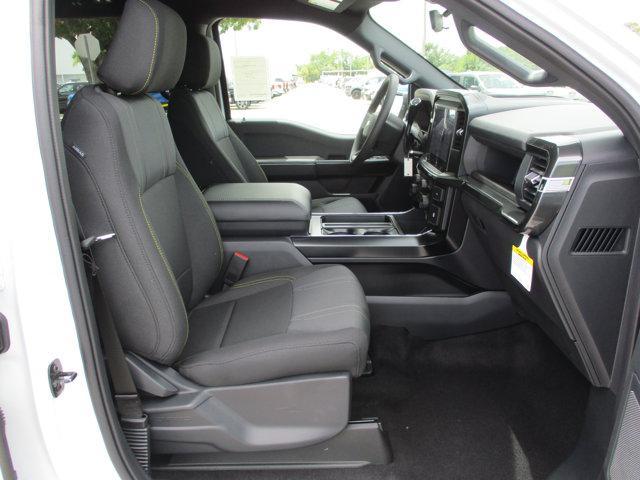 Photo of 2025 Oxford White Ford F-150