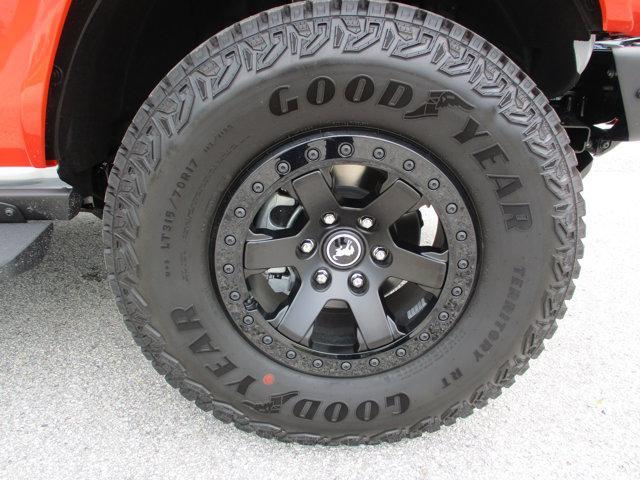 Photo of 2025 Oxford White Ford Bronco