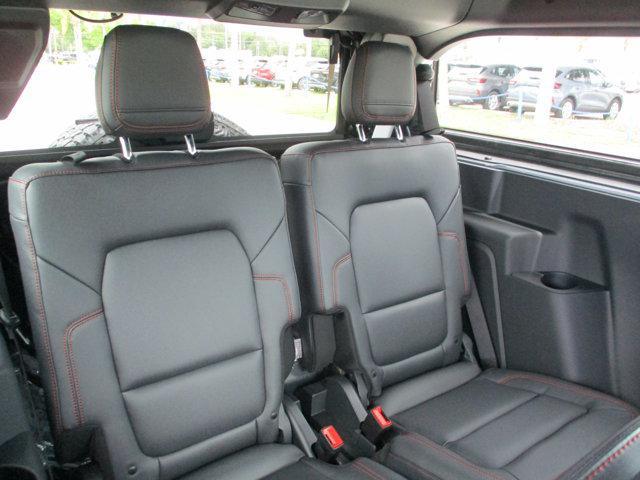 Photo of 2025 Oxford White Ford Bronco