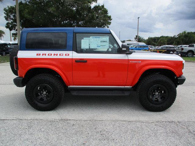 Photo of 2025 Oxford White Ford Bronco