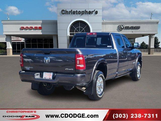 Photo of 2022 Granite Crystal Clearcoat Metallic RAM 3500