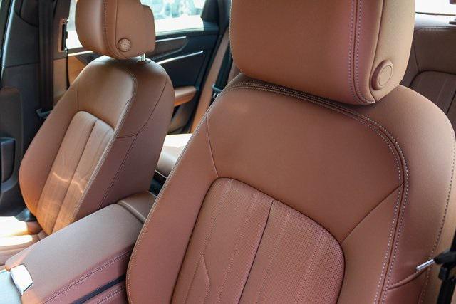 Photo of 2025 Gray Audi A6