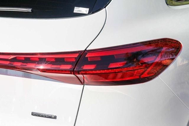 Photo of 2025 White Audi Q5