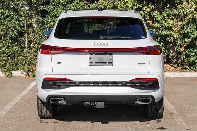 Photo of 2025 White Audi Q5