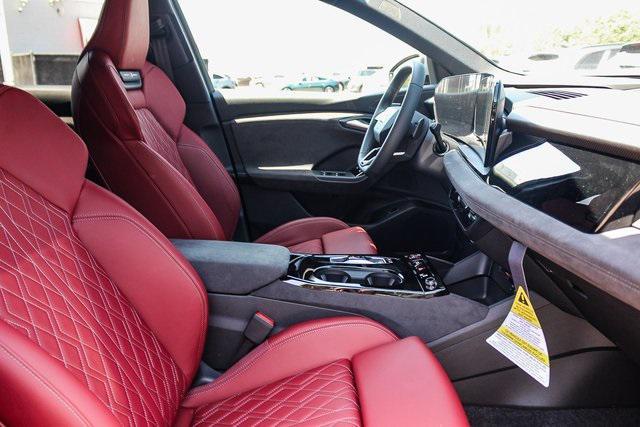 Photo of 2025 Glacier White Metallic Audi SQ6 e-tron