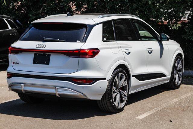 Photo of 2025 Glacier White Metallic Audi SQ6 e-tron