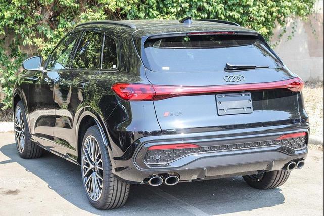 Photo of 2025 Audi SQ5
