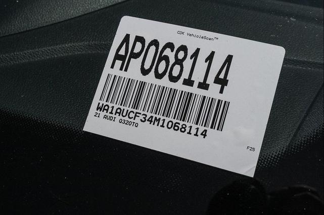 Photo of 2021 white Audi Q3
