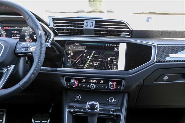 Photo of 2025 Mythos Black Metallic Audi Q3