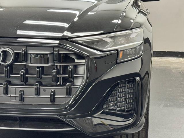 Photo of 2025 MYTHOS BLK MET Audi Q8