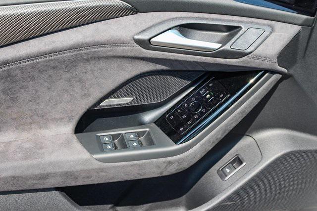Photo of 2025 Glacier White Metallic Audi S6 e-tron