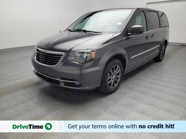 2016 Chrysler Town & Country