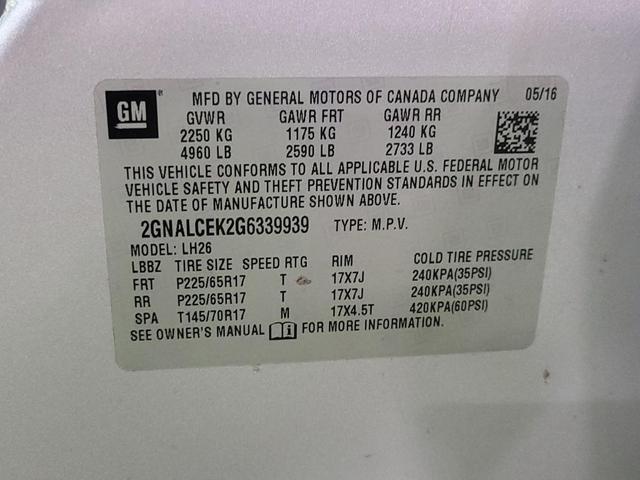 Photo of 2016 Silver Ice Metallic Chevrolet Equinox