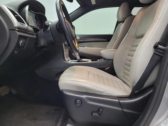 Photo of 2018 Billet Silver Metallic Clearcoat Jeep Grand Cherokee